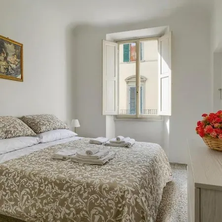 Daire Ridolfi's House Floransa